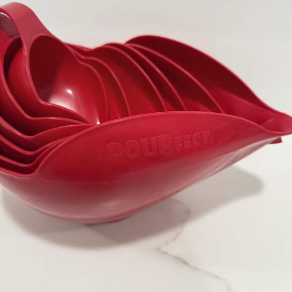 Randy Kaas POURfect 6 Piece Set Mixing Measuring Nesting Bowls Cups and ML Red - Picture 4 of 11